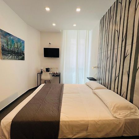 Hotel La Galerie Olbia Esterno foto