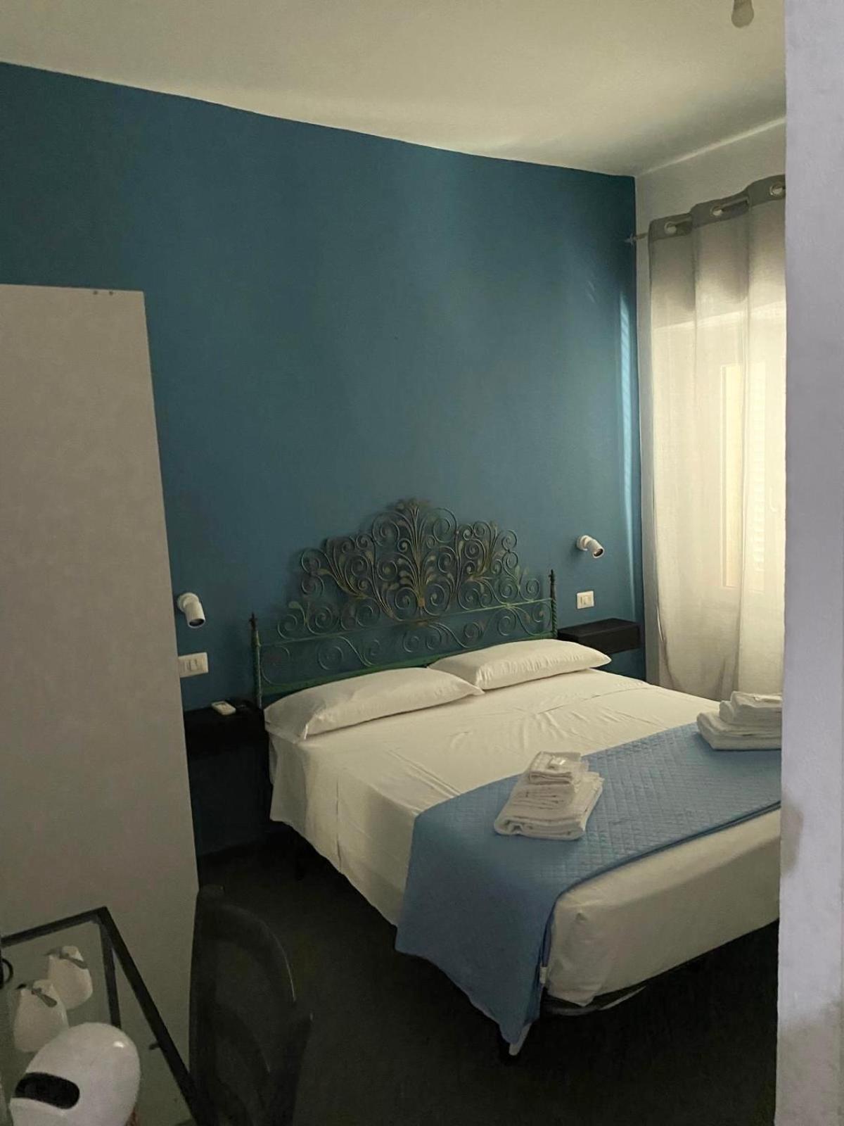 Hotel La Galerie Olbia Esterno foto